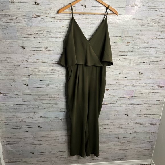 Astr Pants - ASTR the label green jumpsuit size medium